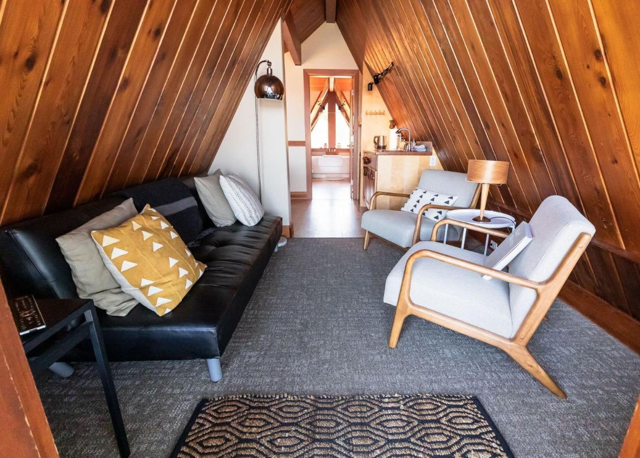 The Shoreline Tofino Exterior foto