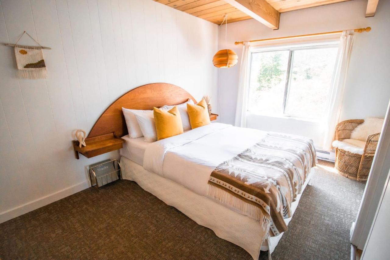 The Shoreline Tofino Exterior foto