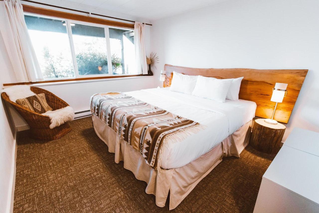 The Shoreline Tofino Exterior foto