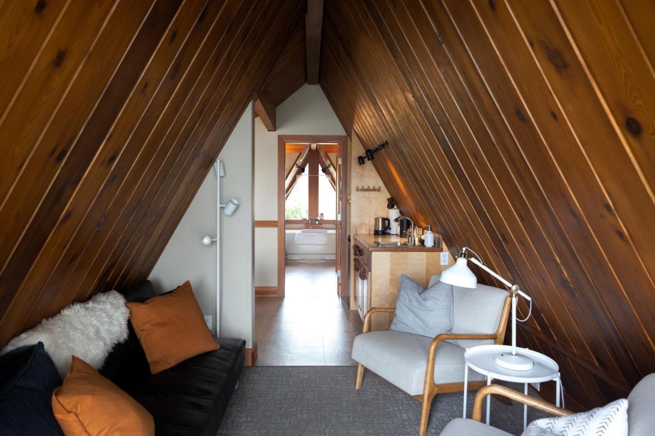 The Shoreline Tofino Exterior foto